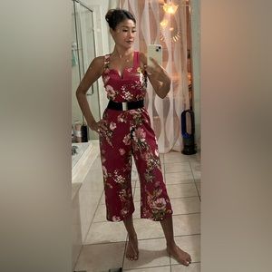 Jumpsuit with flower print. Size S